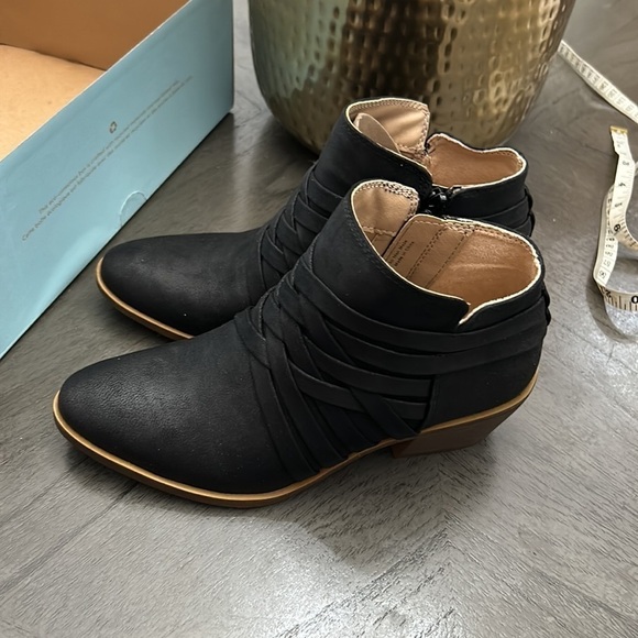 LifeStride Booties - Prairie - Picture 4 of 13